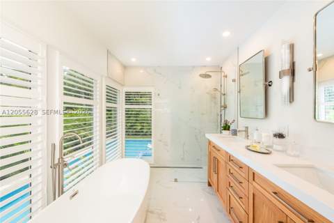 4155 Pamona Ave, Miami FL - photo 13 of 32