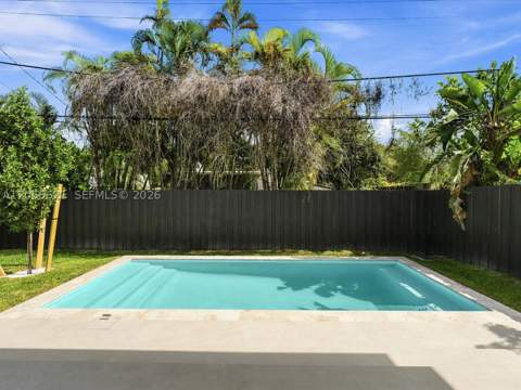 1621 SW 11th Ter, Miami FL - photo 10 of 68