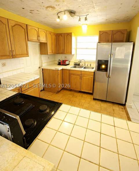10221 SW 169th St, Miami FL - photo 7 of 23