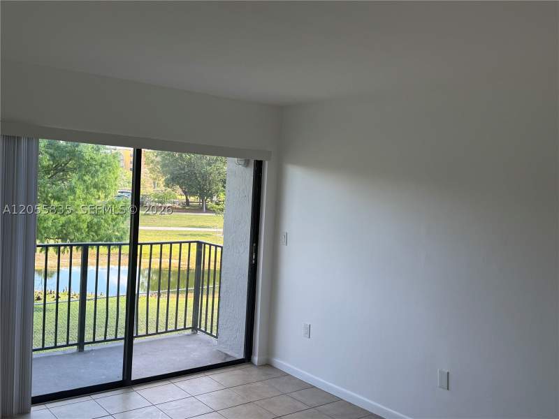 2 bedroom Condominium at 7195 NW 179th St 211, Villa Bellini Condo, Hialeah — photo 2