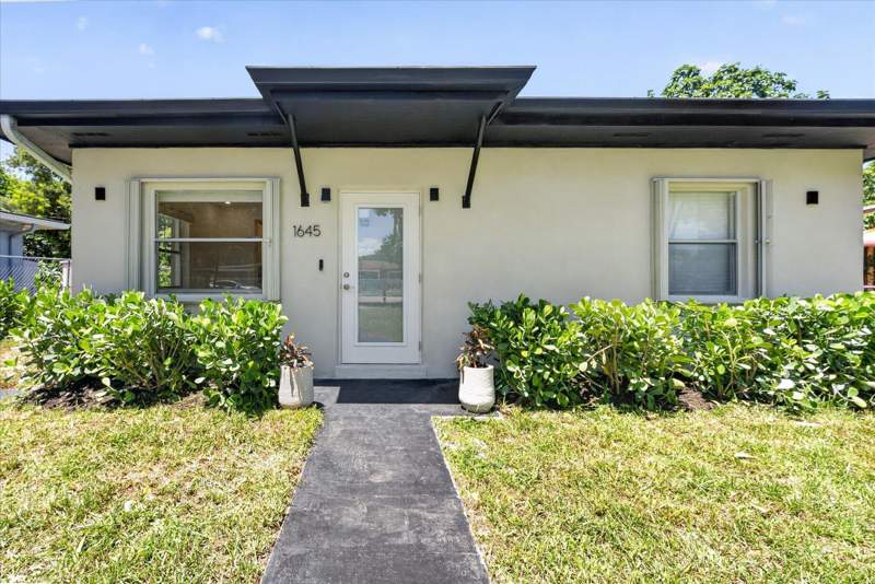 3 bedroom SingleFamilyResidence at 1645 NW 121st Street, Sunkist Grove, North Miami — photo 4