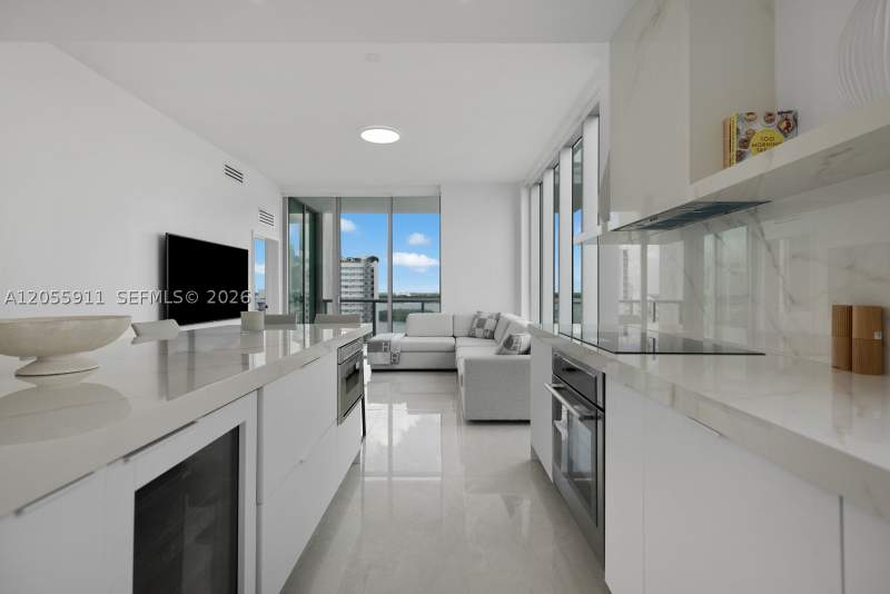 3 bedroom Condominium at 7930 East Dr 1208, Eloquence On The Bay Cond, North Bay Village — photo 4
