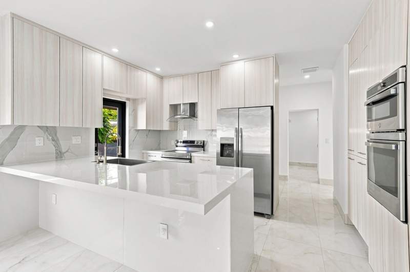 5 bedroom SingleFamilyResidence at 2239 SW 10th Street, Byan Park, Miami — photo 2