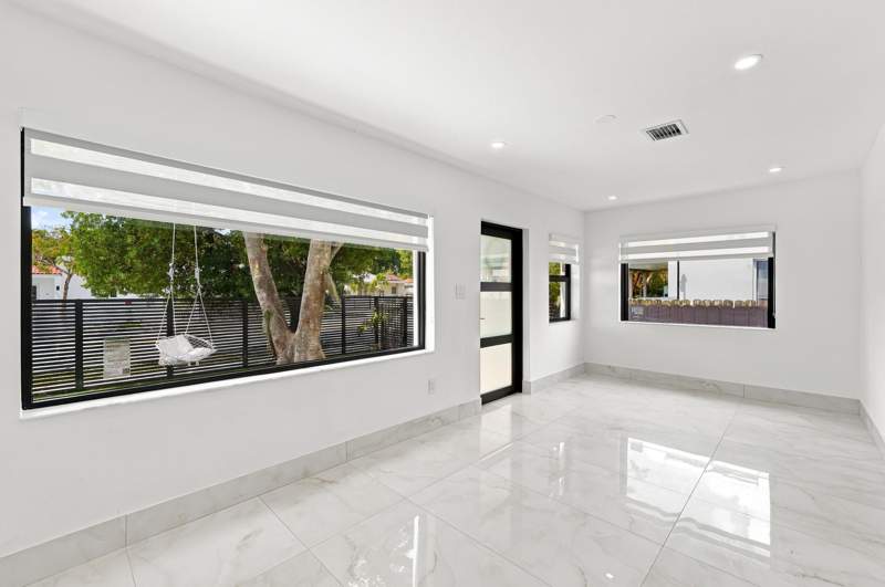 5 bedroom SingleFamilyResidence at 2239 SW 10th Street, Byan Park, Miami — photo 3