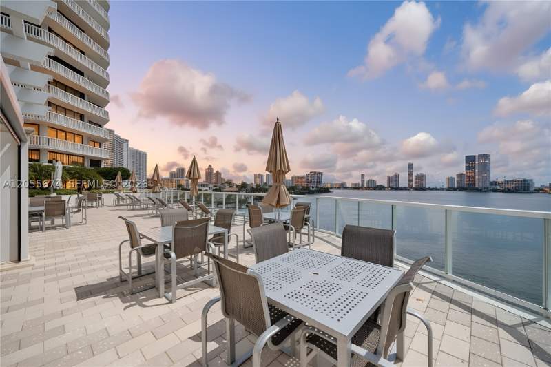 2 bedroom Condominium at 3000 Island Blvd 505, 3000 Isl Blvd Williams Is, Aventura — photo 4