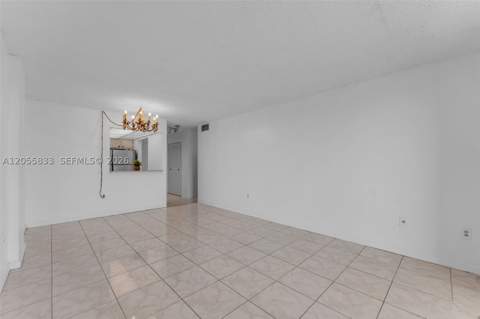 16851 NE 23rd Ave A516, North Miami Beach FL - photo 10 of 29
