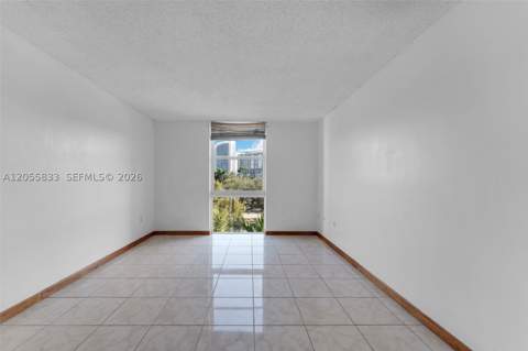 16851 NE 23rd Ave A516, North Miami Beach FL - photo 14 of 29