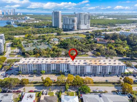 16851 NE 23rd Ave A516, North Miami Beach FL - photo 24 of 29