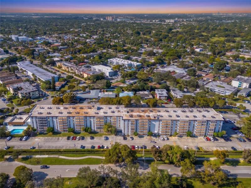 1 bedroom Condominium at 16851 NE 23rd Ave A516, Woodside Apts Condo, North Miami Beach — photo 3