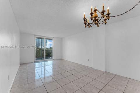 16851 NE 23rd Ave A516, North Miami Beach FL - photo 8 of 29