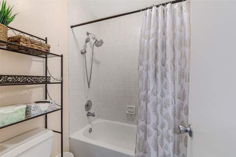 9732 Hammocks Blvd 203-17, Miami FL - photo 22 of 40