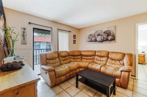 9732 Hammocks Blvd 203-17, Miami FL - photo 6 of 40