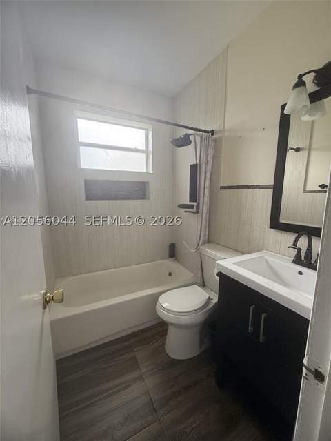 17255 SW 302nd St, Homestead FL - photo 9 of 18