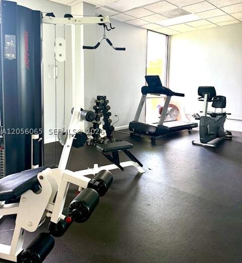 20100 W Country Club Dr 608, Aventura FL - photo 21 of 26