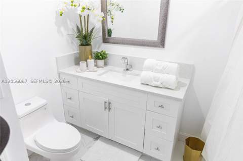 935 NE 164th St, North Miami Beach FL - photo 10 of 25