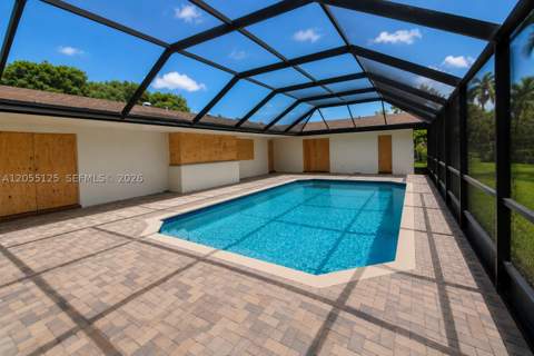 16842 SW 86th Ave, Palmetto Bay FL - photo 18 of 26
