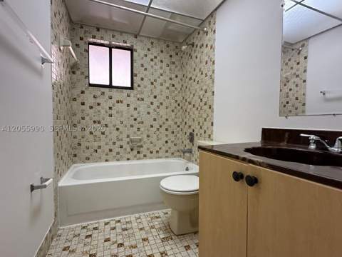 8420 SW 133rd Ave Rd 317, Miami FL - photo 10 of 23
