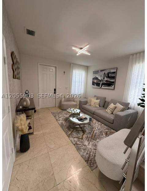 7022 NW 102nd Pl, Doral FL - photo 13 of 56