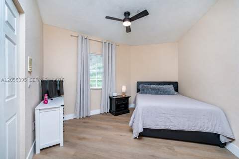 5600 NW 114th Pl 209, Doral FL - photo 16 of 26