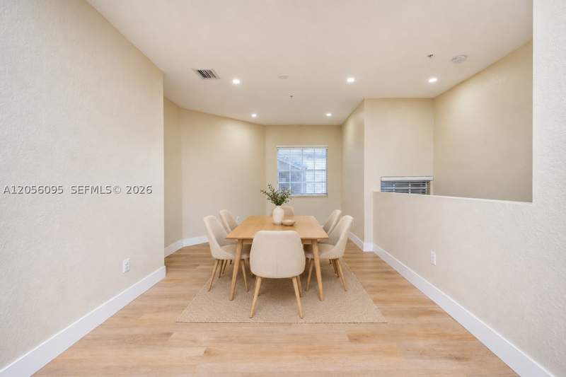 3 bedroom Condominium at 5600 NW 114th Pl 209, Las Brisas At Doral Condo, Doral — photo 4