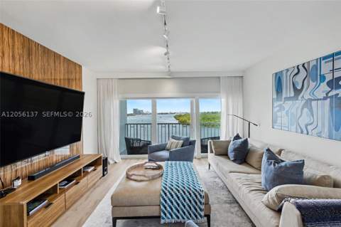 500 Bayview Dr 822, Sunny Isles Beach FL - photo 14 of 51