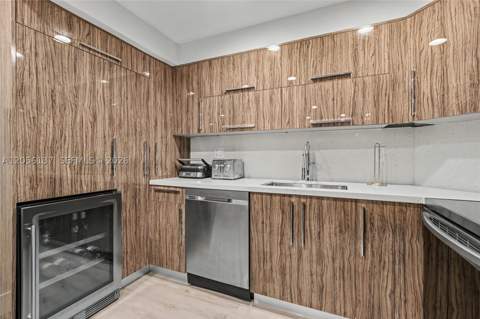 500 Bayview Dr 822, Sunny Isles Beach FL - photo 22 of 51