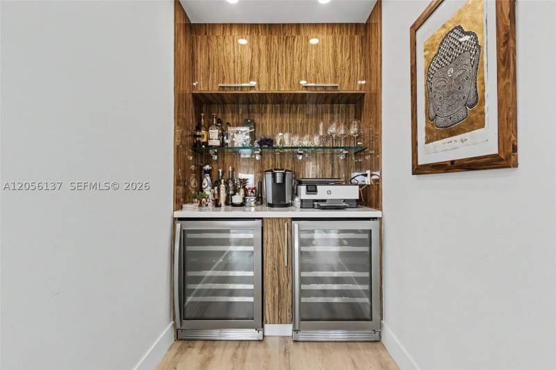 2 bedroom Condominium at 500 Bayview Dr 822, Arlen House West Condo, Sunny Isles Beach — photo 5