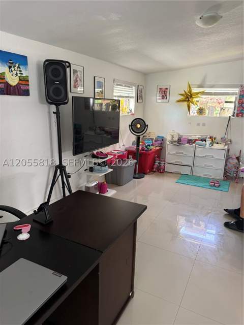 1892 NW 8th Ter, Homestead FL - photo 16 of 19