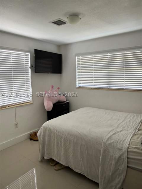 1892 NW 8th Ter, Homestead FL - photo 8 of 19