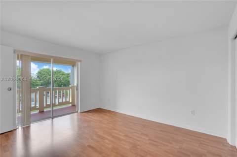 8475 SW 137th Ave 8475, Miami FL - photo 11 of 35
