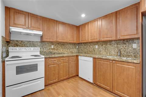 8475 SW 137th Ave 8475, Miami FL - photo 14 of 35