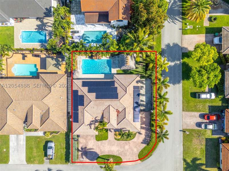 4 bedroom SingleFamilyResidence at 15260 SW 143rd St, Christina Estates, Miami — photo 4
