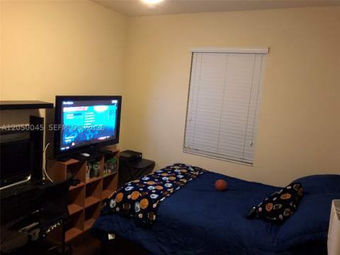17087 SW 93rd St, Miami FL - photo 16 of 49