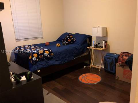 17087 SW 93rd St, Miami FL - photo 17 of 49