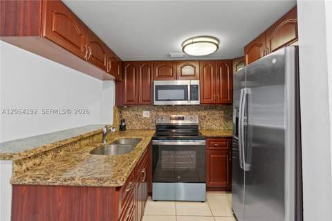 8585 NW 6th Ln 9-208, Miami FL - photo 11 of 37