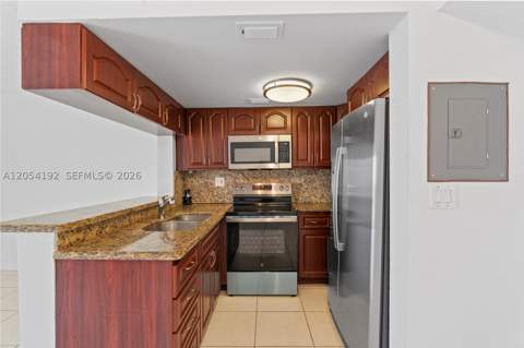 8585 NW 6th Ln 9-208, Miami FL - photo 8 of 37