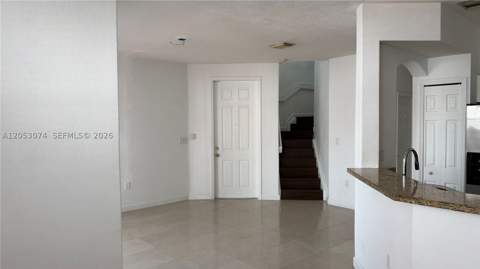 11461 NW 76th St 11461, Doral FL - photo 13 of 21