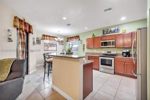 10445 SW 226th St, Cutler Bay FL - photo 11 of 33