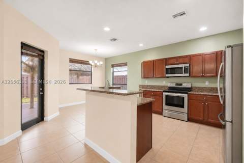 10445 SW 226th St, Cutler Bay FL - photo 13 of 33