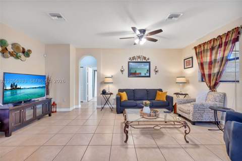 10445 SW 226th St, Cutler Bay FL - photo 9 of 33