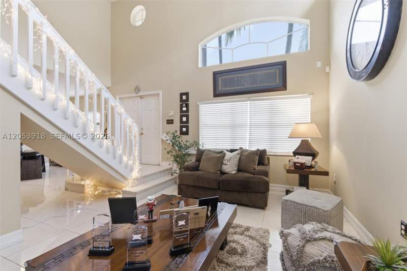 3 bedroom SingleFamilyResidence at 14640 SW 176th Ter, Summerwind Sub, Miami — photo 3