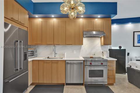2001 Meridian Ave 308, Miami Beach FL - photo 8 of 62
