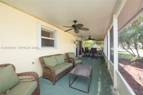 460 SE 24th Dr, Homestead FL - photo 11 of 30