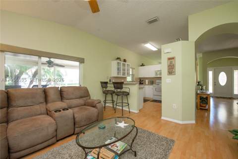 460 SE 24th Dr, Homestead FL - photo 8 of 30