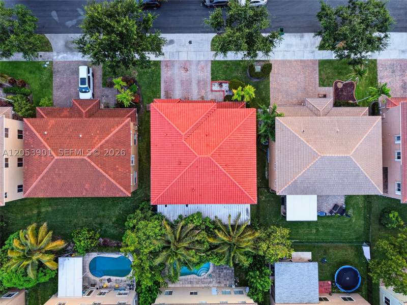6 bedroom SingleFamilyResidence at 20623 NW 11th Ave, Sport Acres, Miami Gardens — photo 4