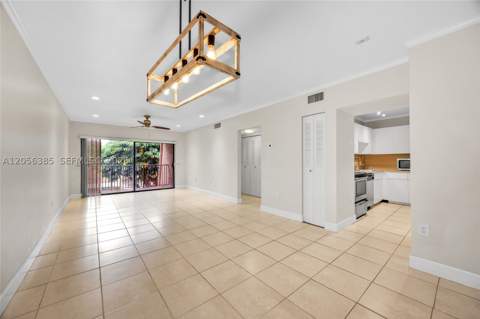 8261 SW 128th St 207, Pinecrest FL - photo 8 of 27