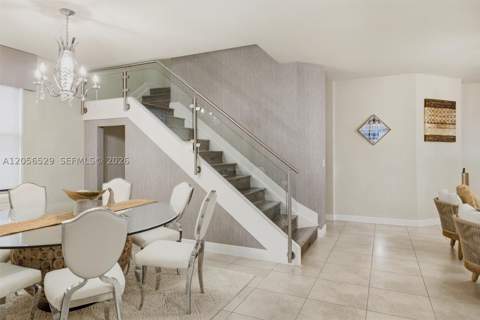 8870 NW 99th Path, Doral FL - photo 10 of 41