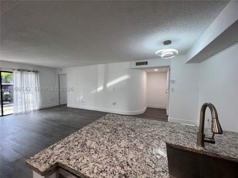 7235 NW 179th St 104, Hialeah FL - photo 17 of 45