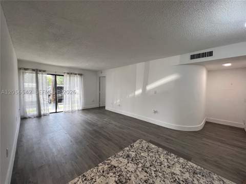 7235 NW 179th St 104, Hialeah FL - photo 18 of 45