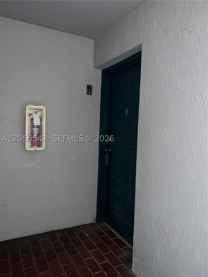 2 bedroom Condominium at 7235 NW 179th St 104, Villa Bellini Condo, Hialeah — photo 2